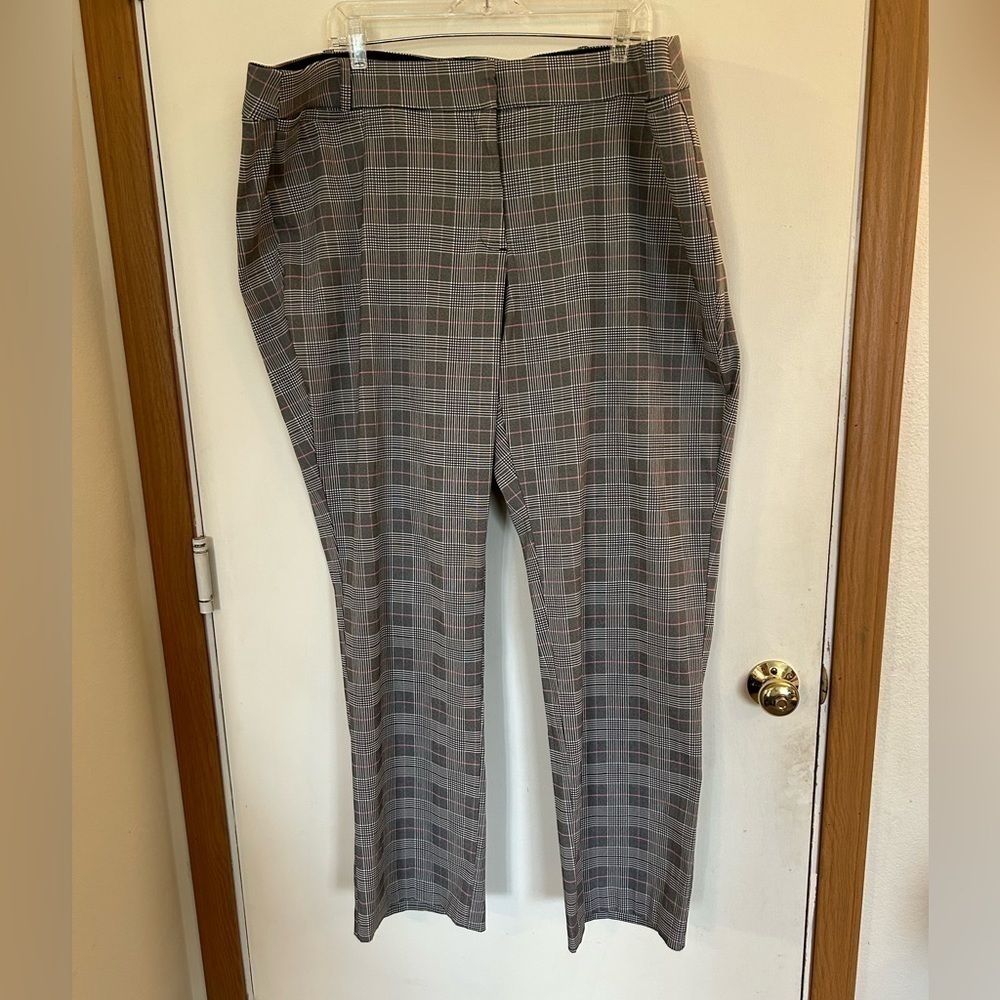 Lane Bryant, black, white and pink plaid wide leg the Allie pants 24R